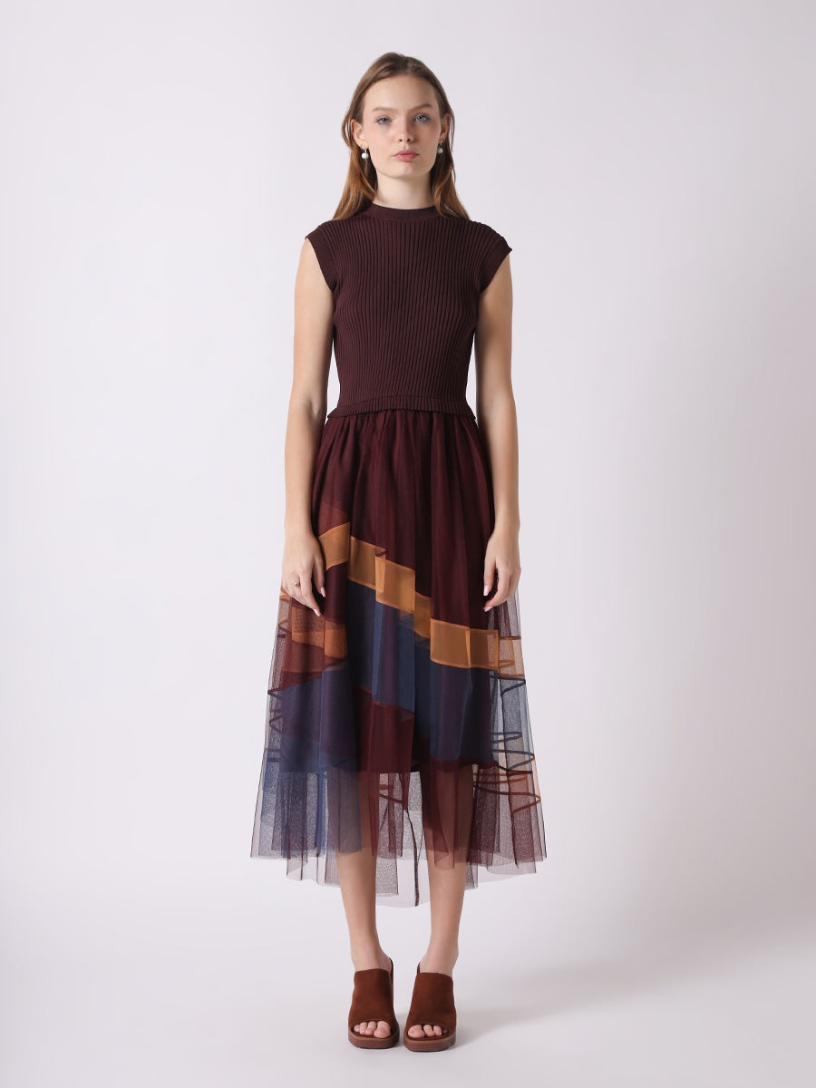 Sleevless A-Line Long Dress w/ Pleated Tulle Skirt