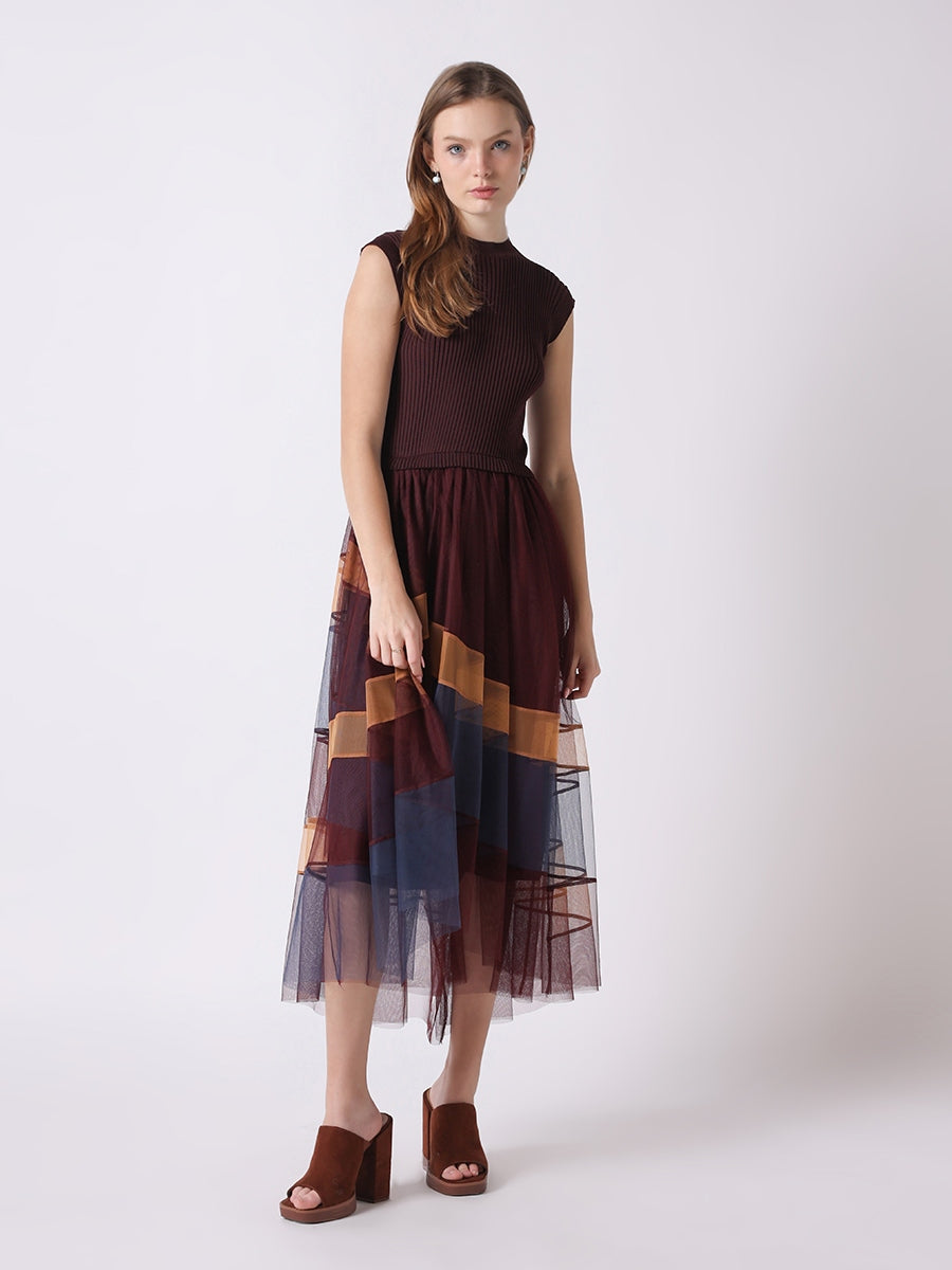 Sleevless A-Line Long Dress w/ Pleated Tulle Skirt